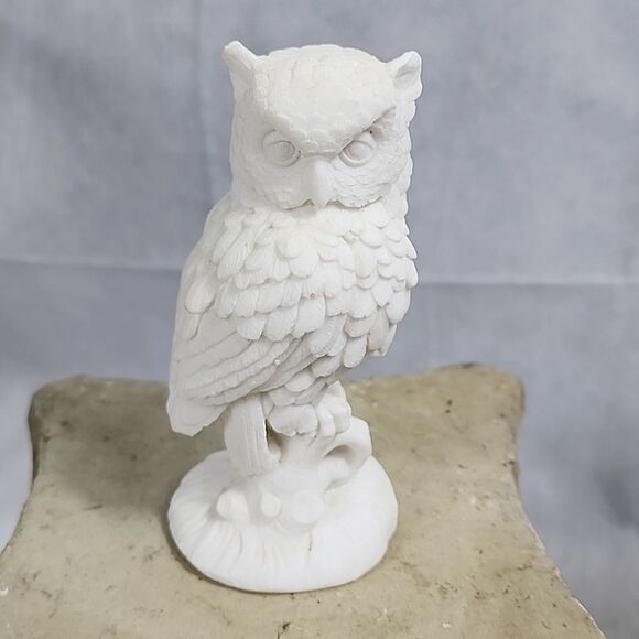 Vintage Alabaster Owl - Picture 1 of 7